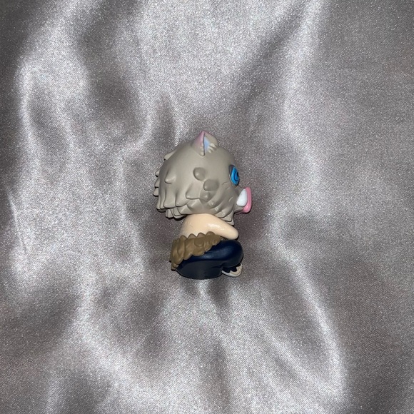 Demon Slayer Sleeping Figure - Inosuke - Picture 2 of 3